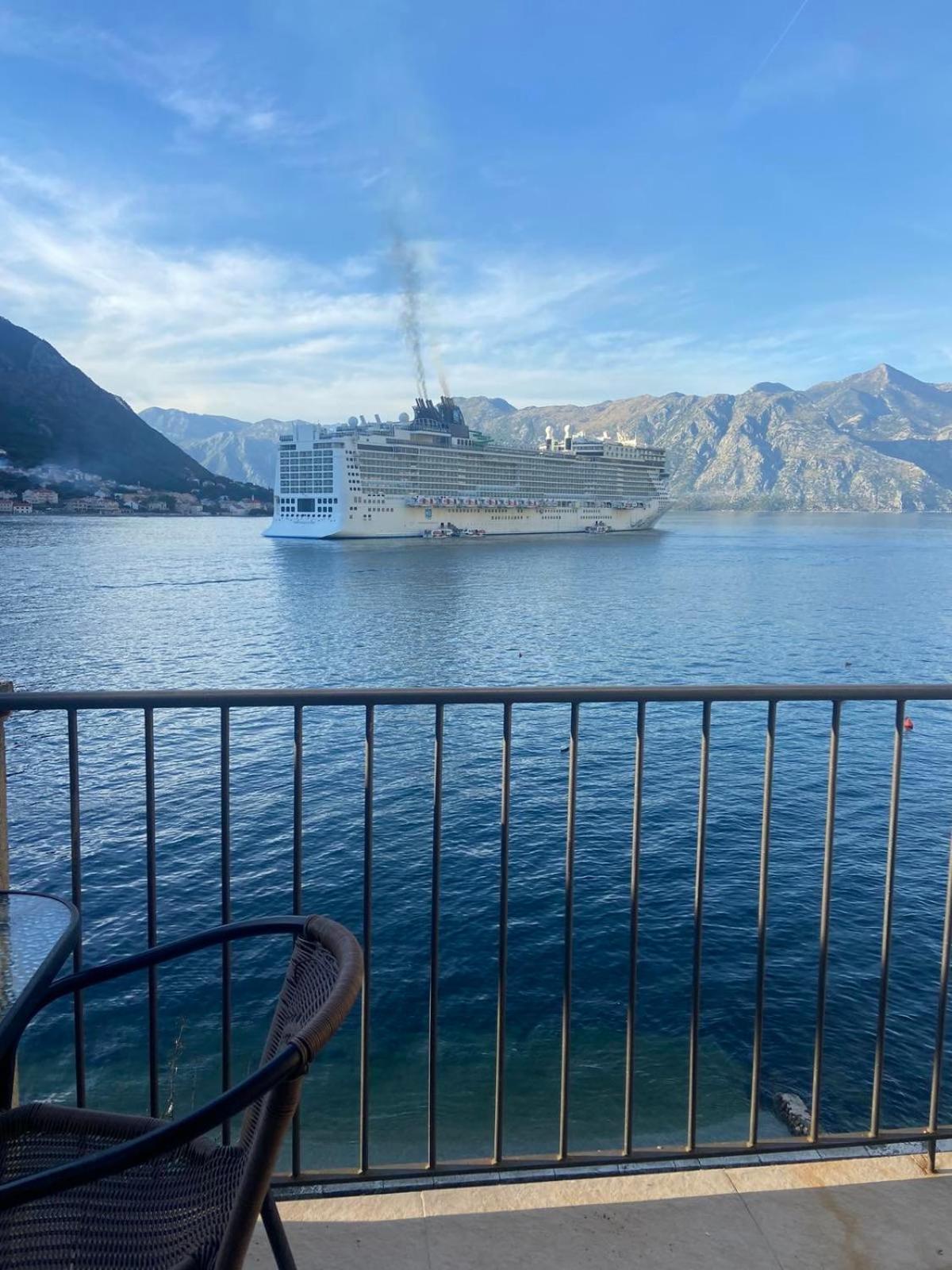 Apartment Ivanisevic 2 Kotor Dış mekan fotoğraf
