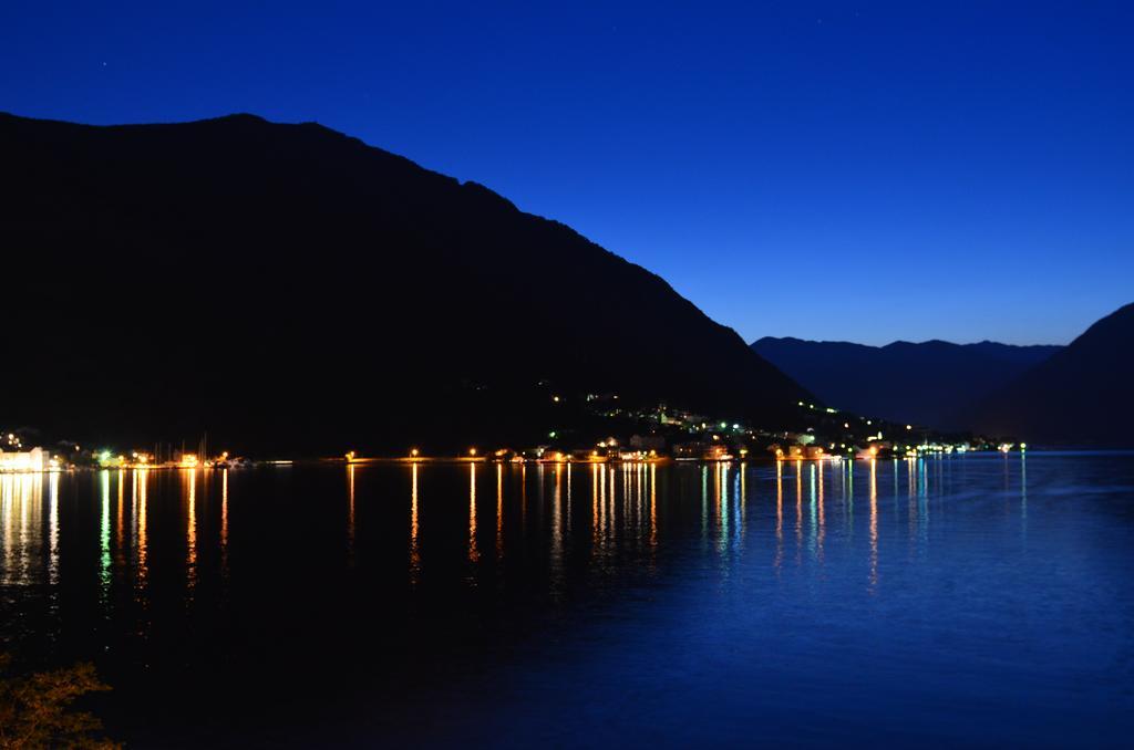 Apartment Ivanisevic 2 Kotor Oda fotoğraf