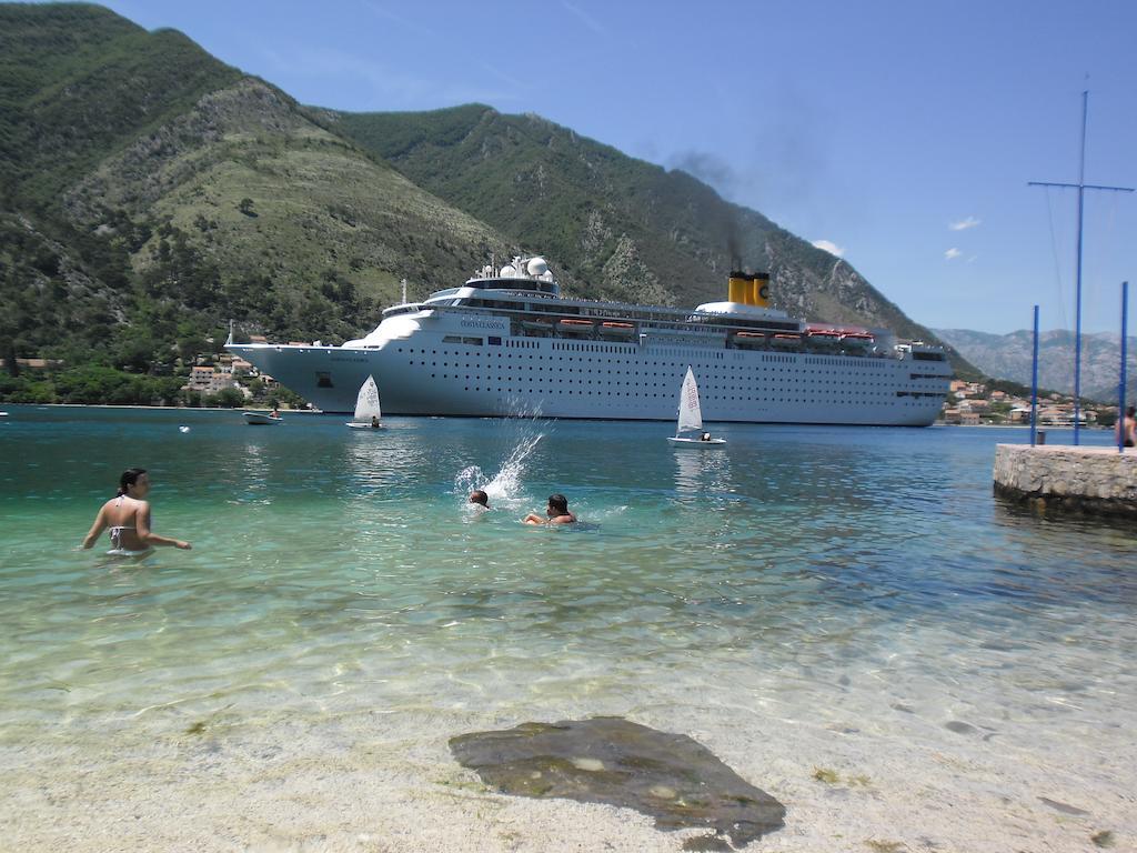 Apartment Ivanisevic 2 Kotor Oda fotoğraf