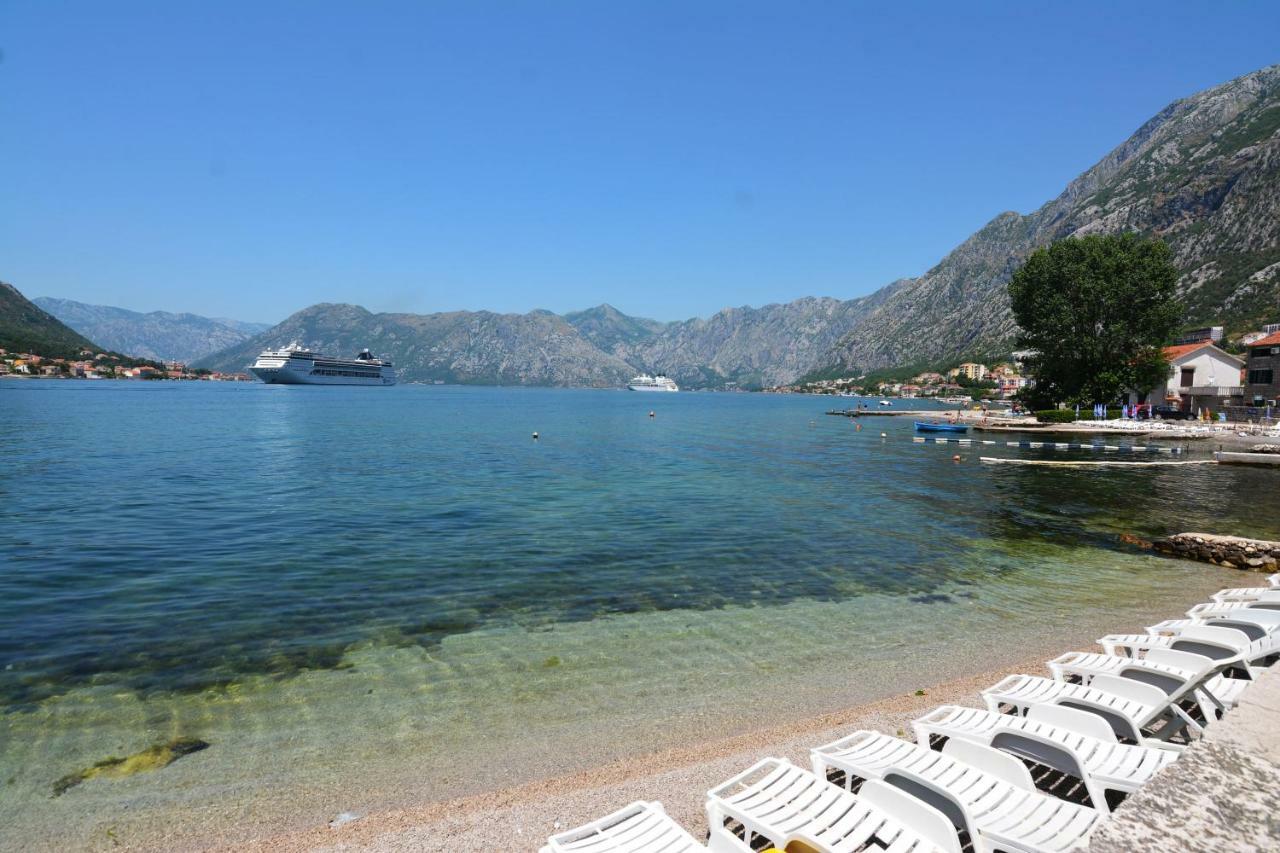Apartment Ivanisevic 2 Kotor Oda fotoğraf